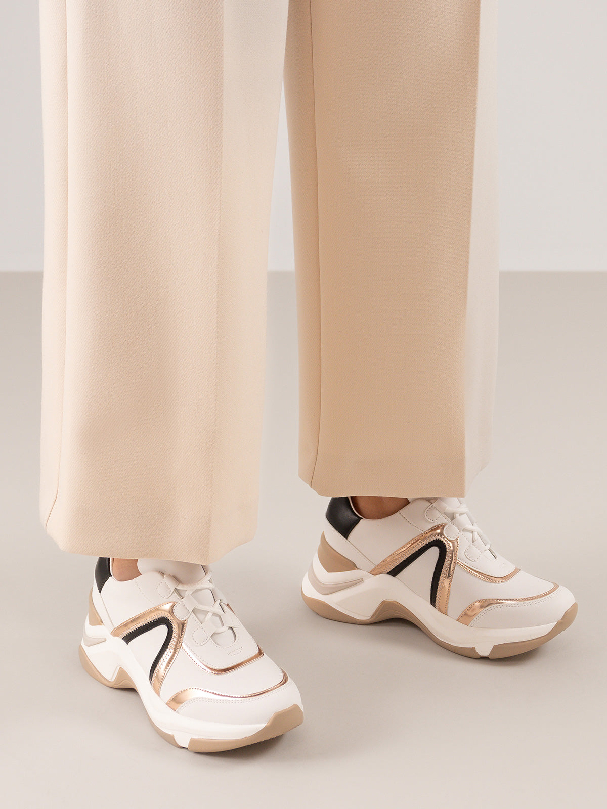 106-22WEX133 PU WHITE GOLD