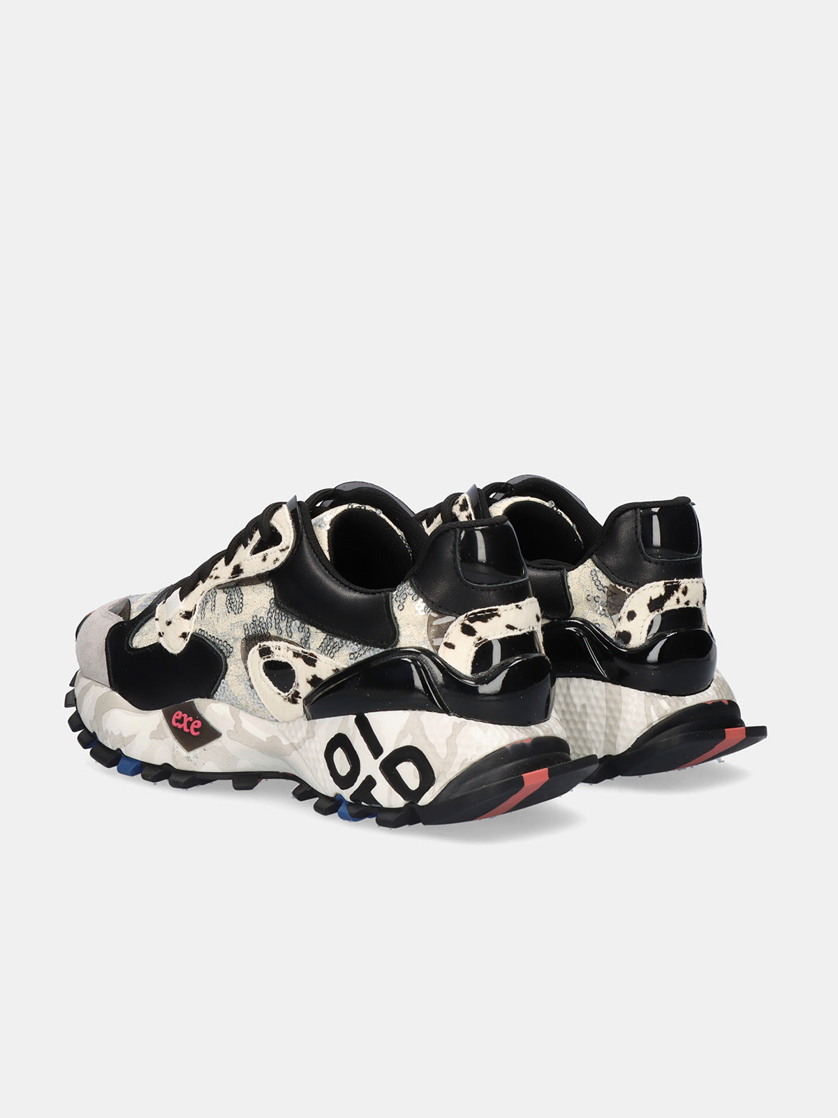 134-10 LEATHER BLACK WHT