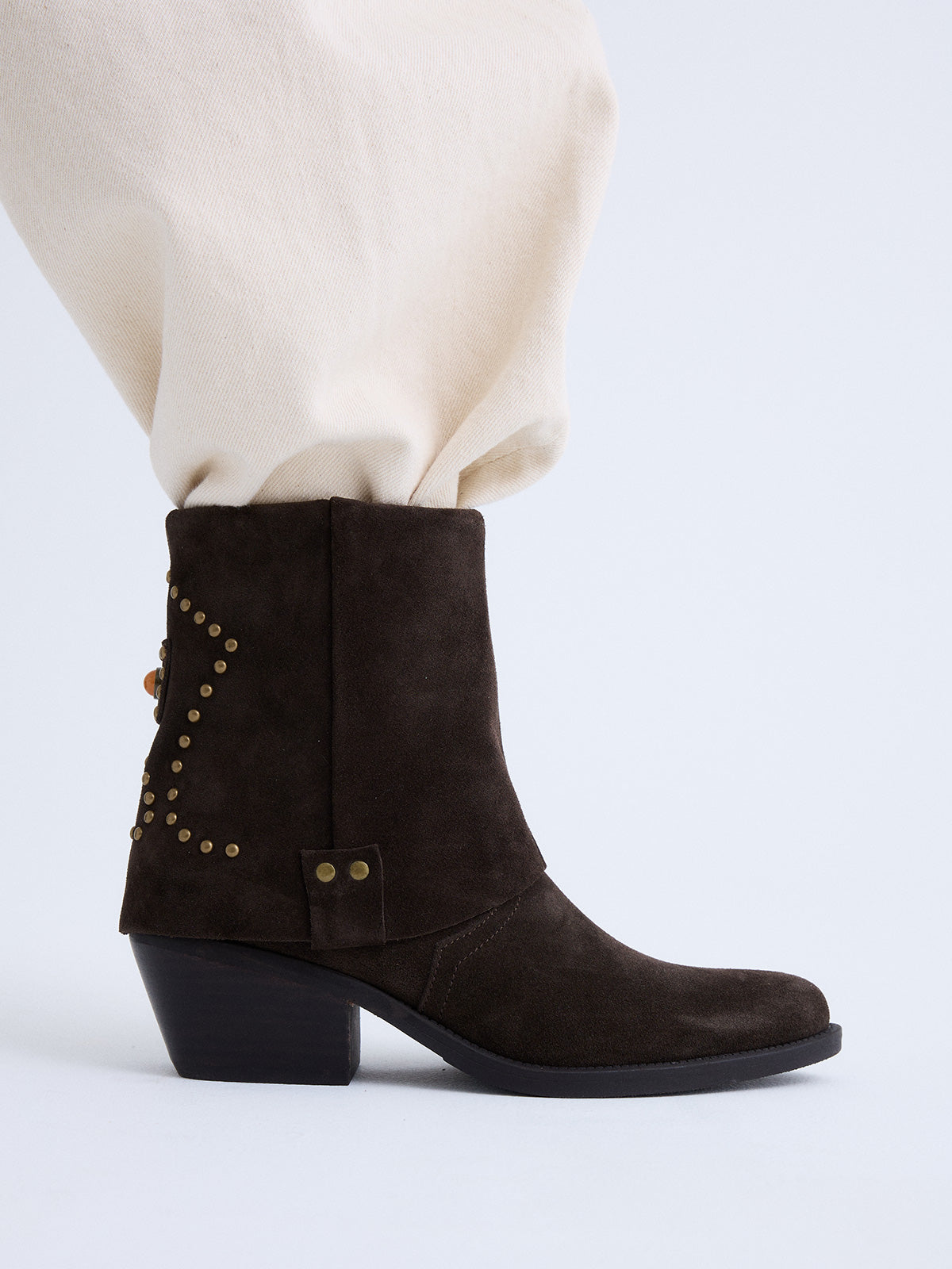 18737-81R SUEDE BROWN