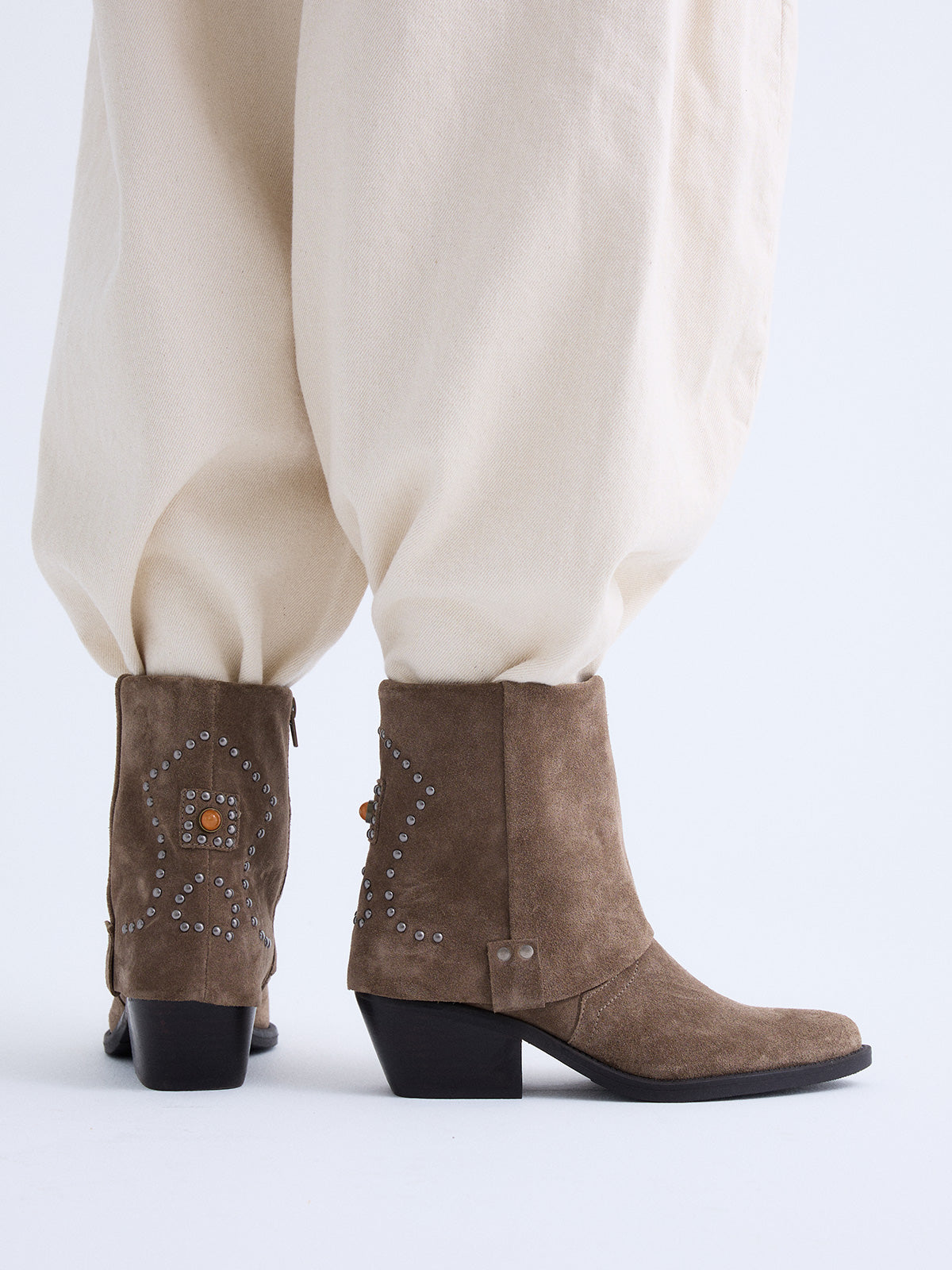 18737-81R SUEDE KHAKI