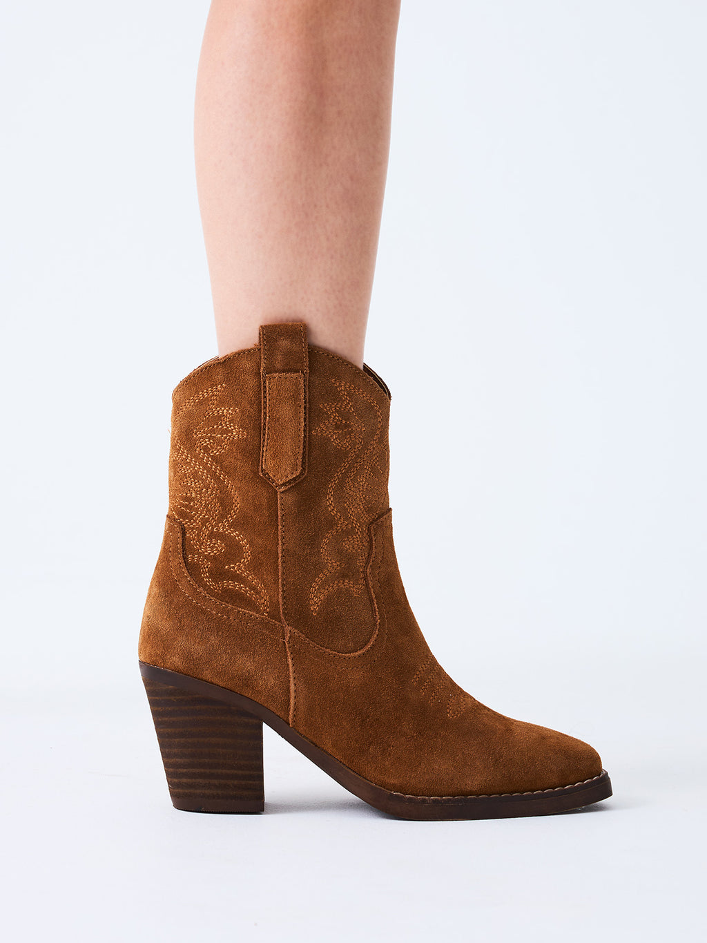 2575-04R SUEDE CAMEL