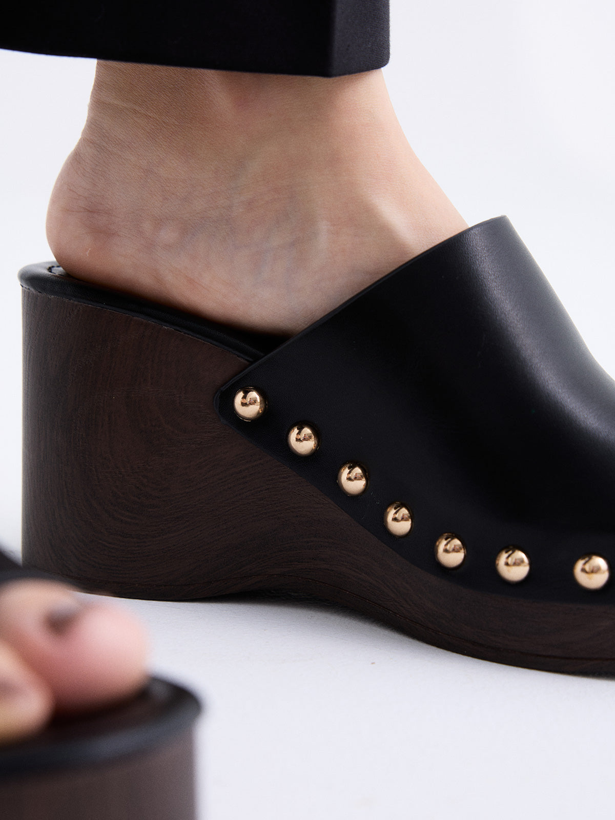 2671-01 PU BLACK