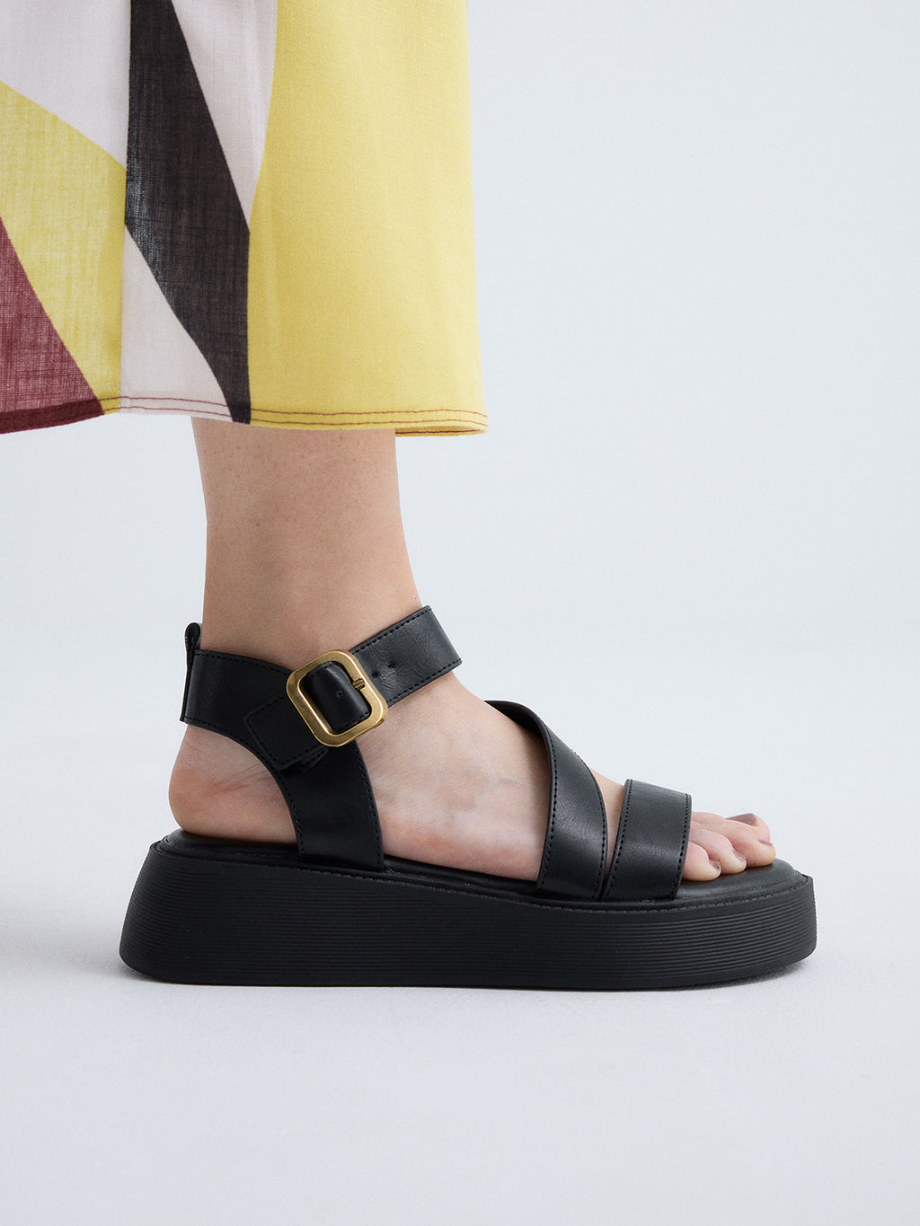 2777234 LEATHER BLACK