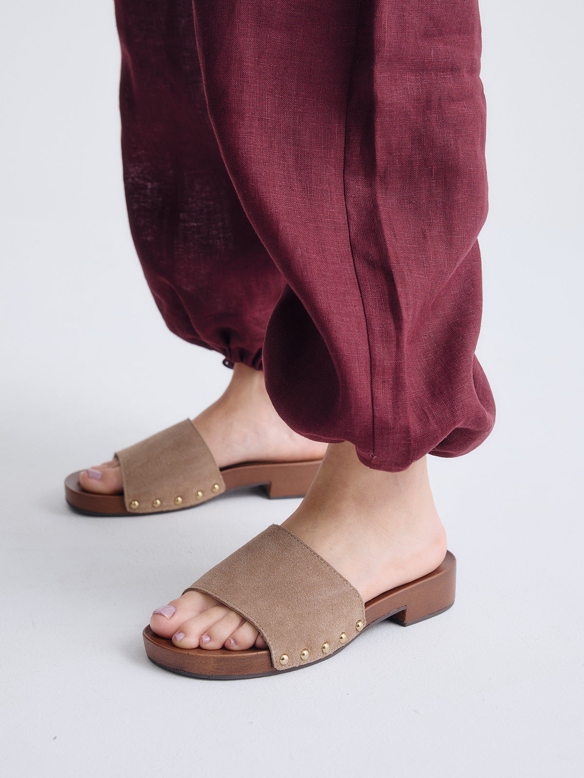 320-1 LEATHER TAUPE
