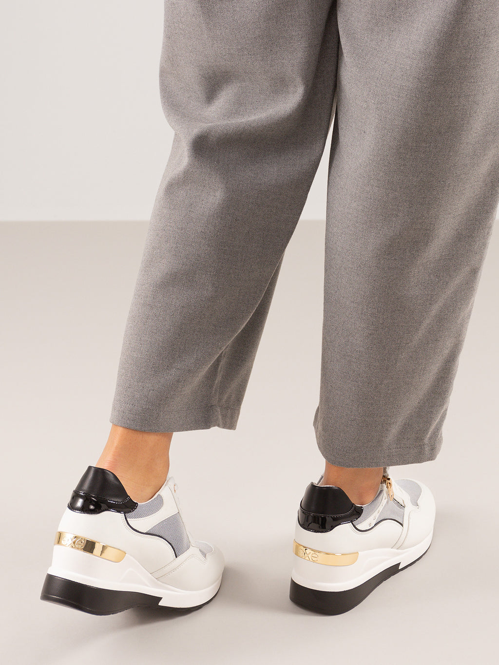 34-51EX37 PU WHITE BLK