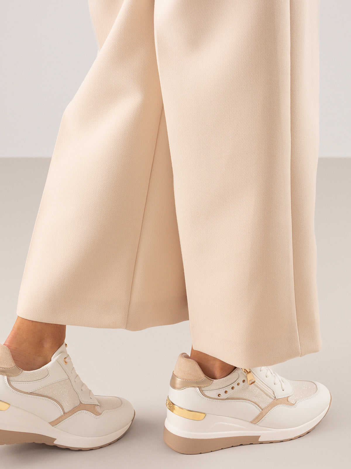 34-51EX37 PU WHITE GOLD