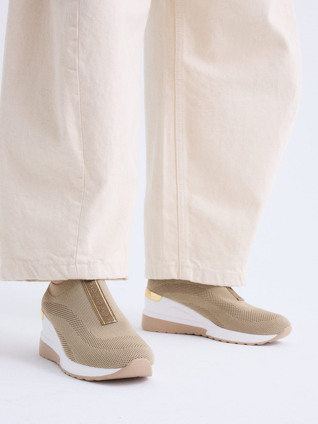 34-52EX04 TEXTIL GOLD