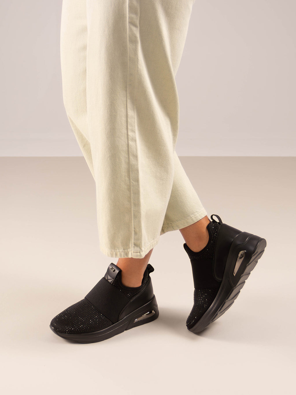 377-42EX06 STRASS BLACK