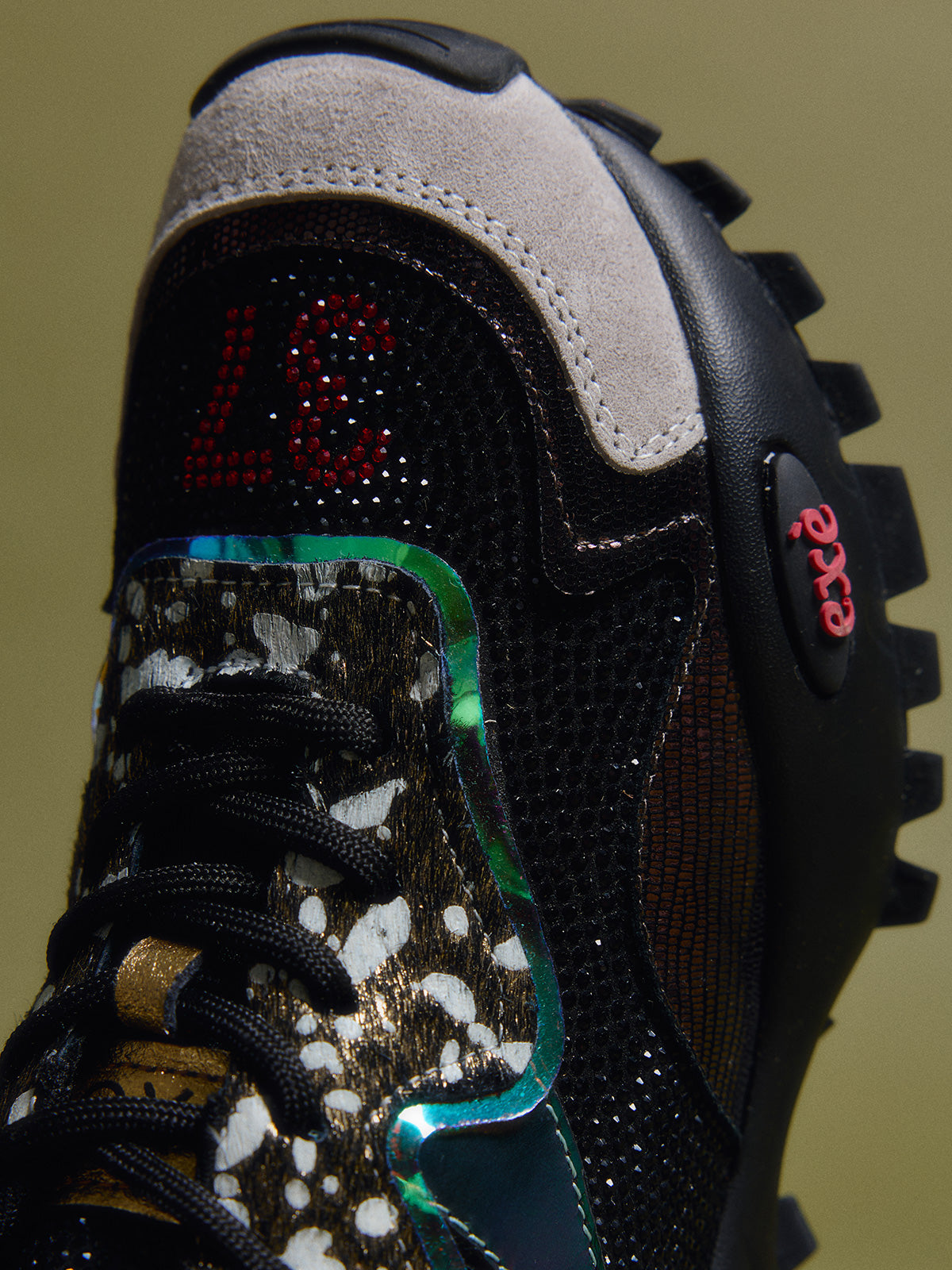 4032-1A LEATHER BLACK GOLD