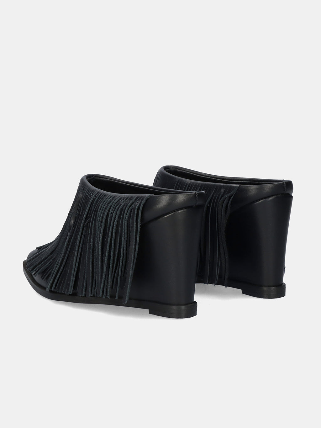 519 VERONICA LEATHER BLACK