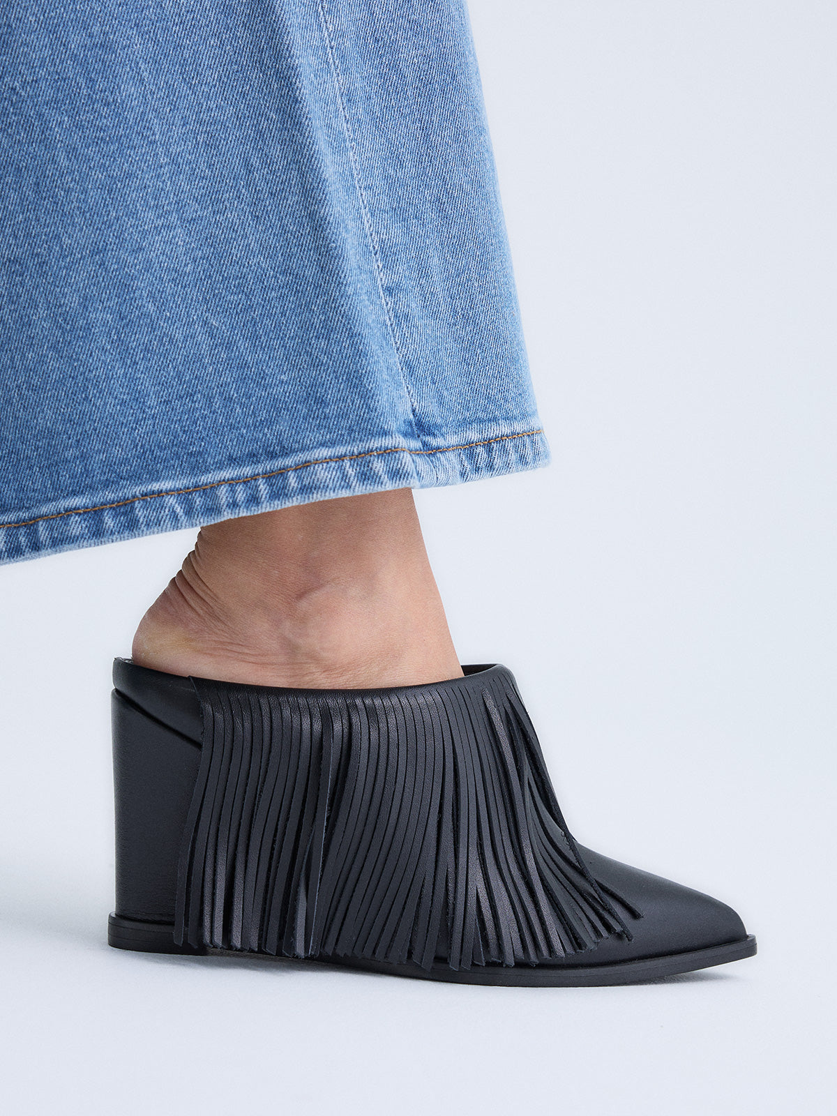 519 VERONICA LEATHER BLACK