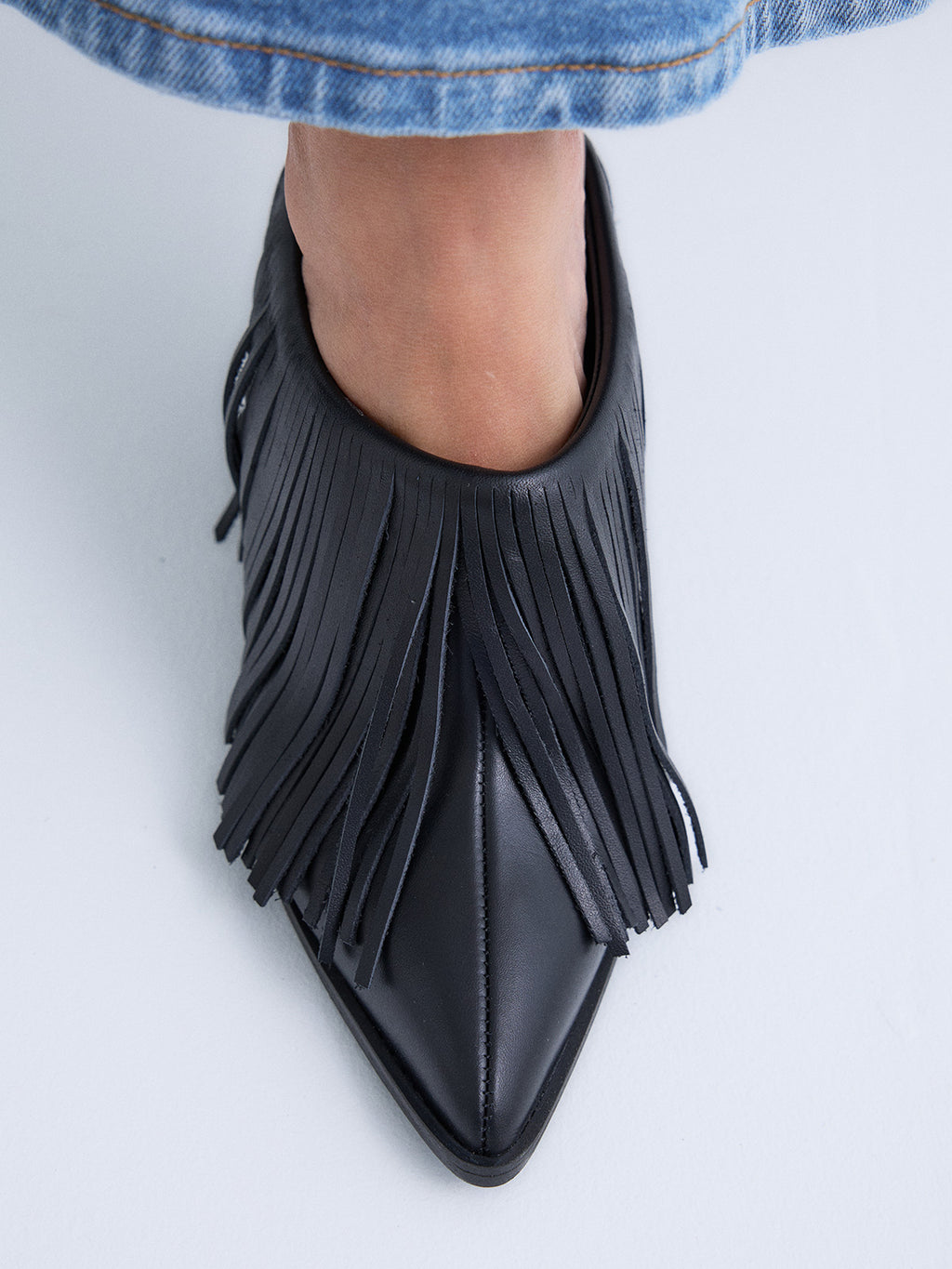 519 VERONICA LEATHER BLACK