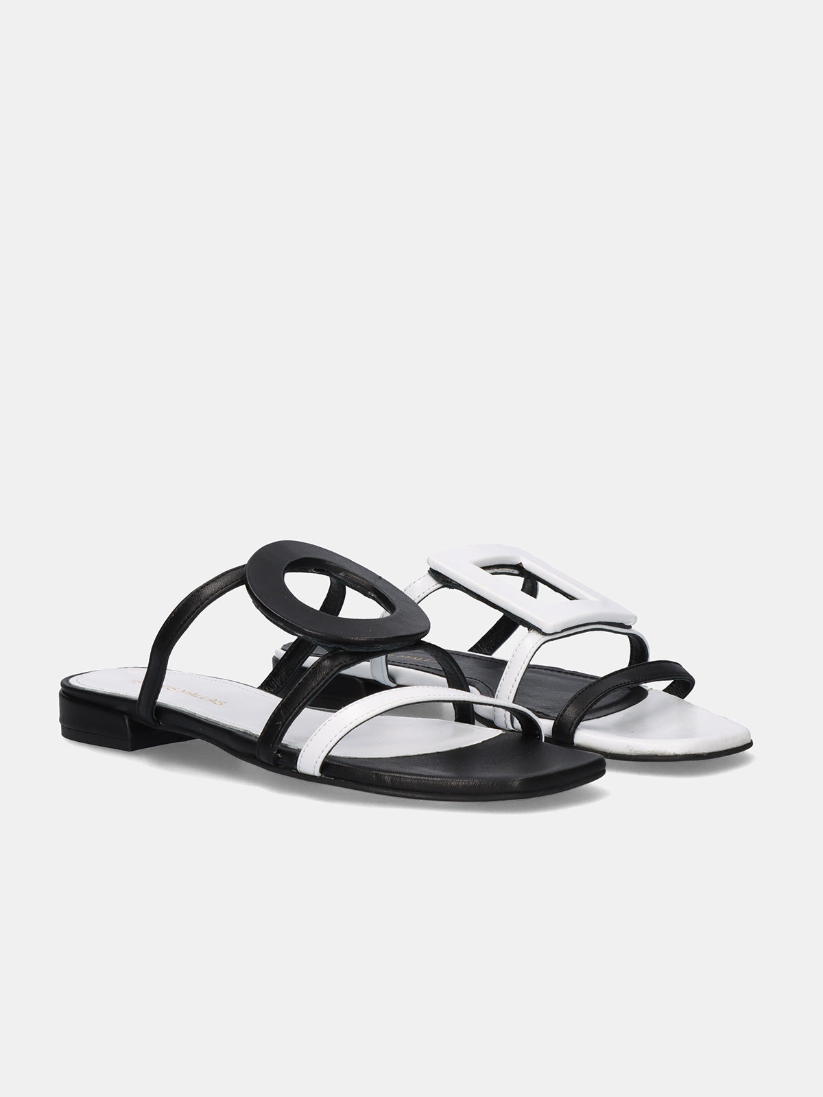 580 FEDRA LEATHER BLACK WHITE