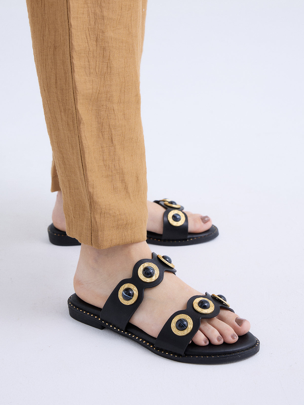 6165665 PU BLACK