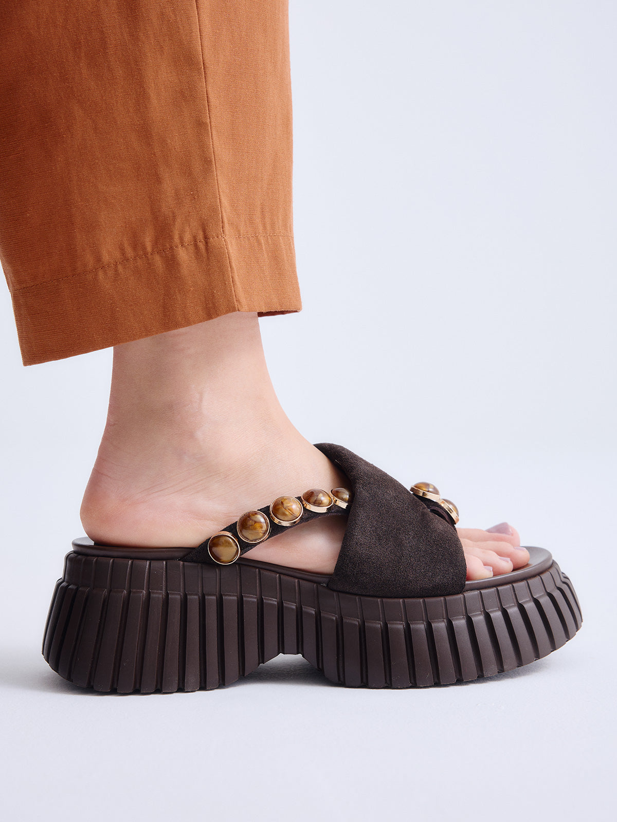 773 MAGGIE SUEDE BROWN