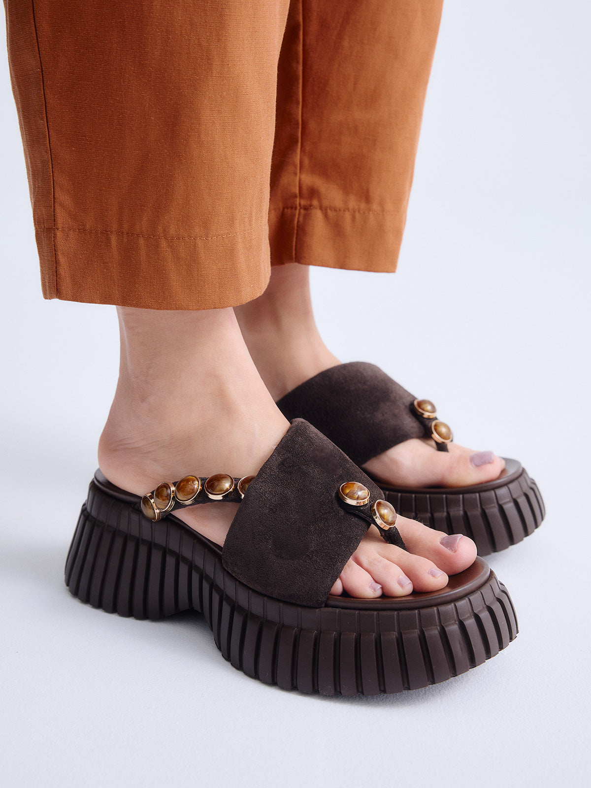 773 MAGGIE SUEDE BROWN