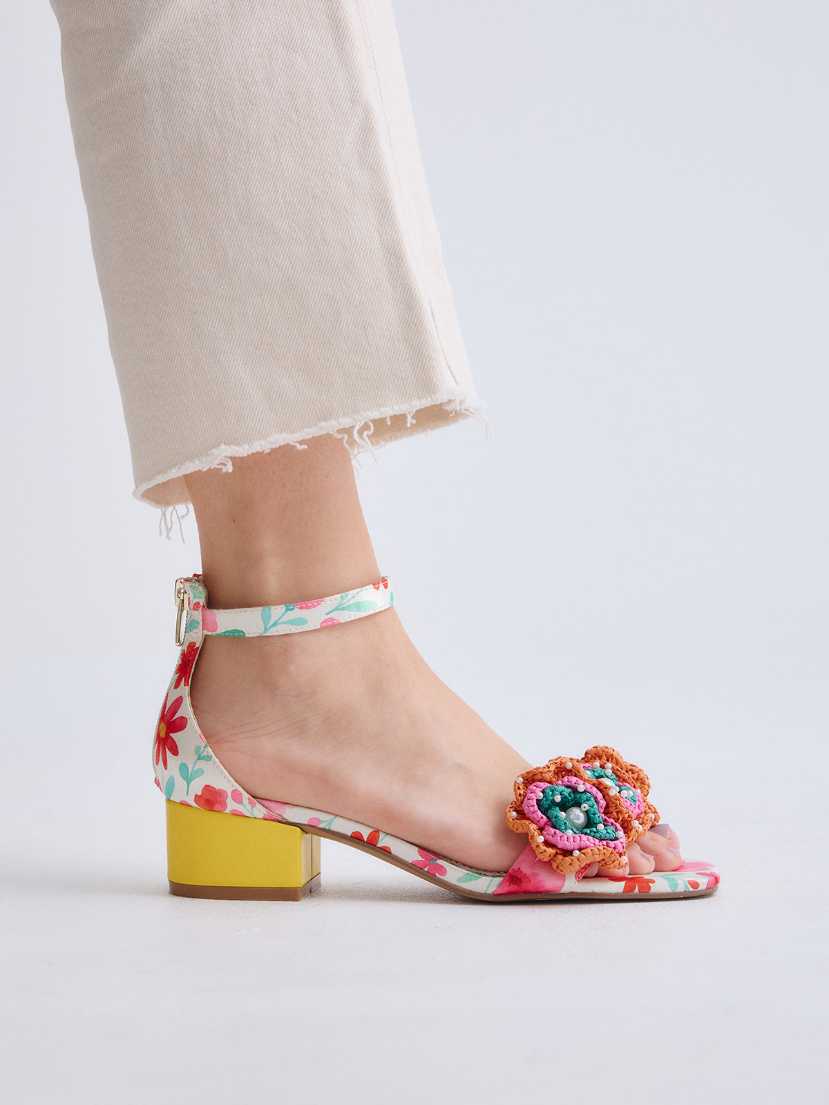 EXE SANDALIA TACON BAJO CAPRI-400 AMARILLO Y NARANJA – Exé Shoes