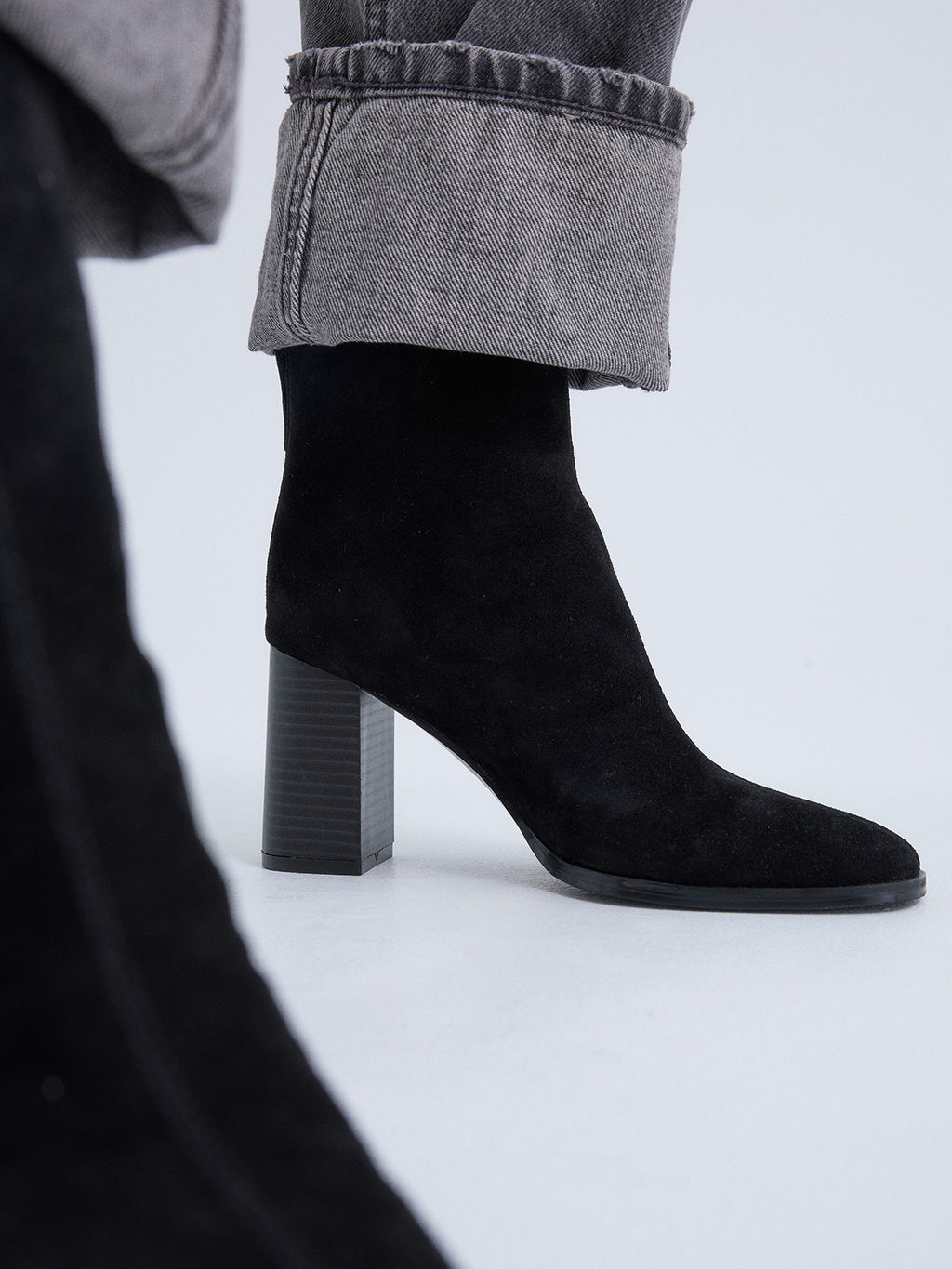 CARLA-625 SUEDE BLACK