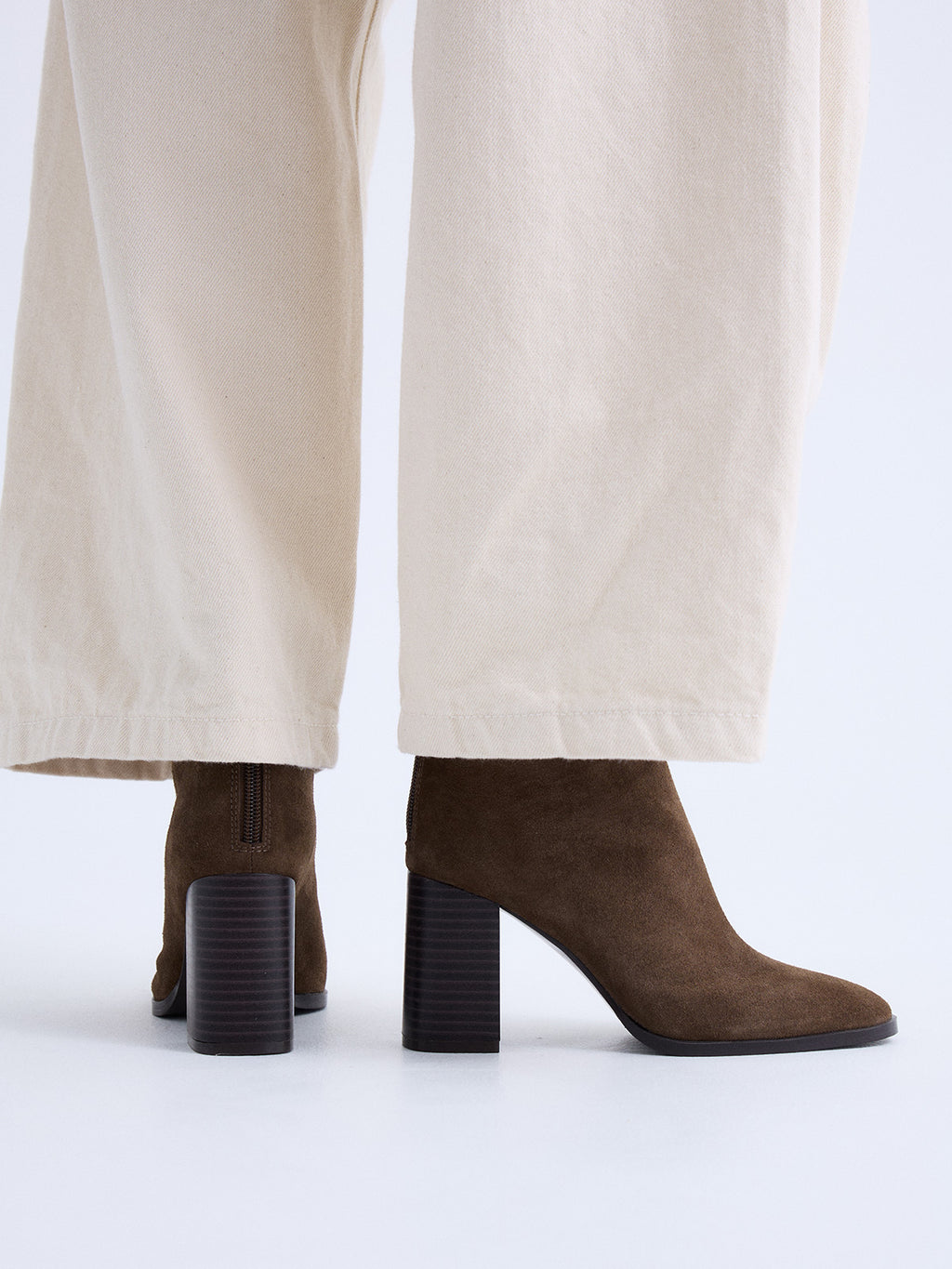 CARLA-625 SUEDE TAUPE