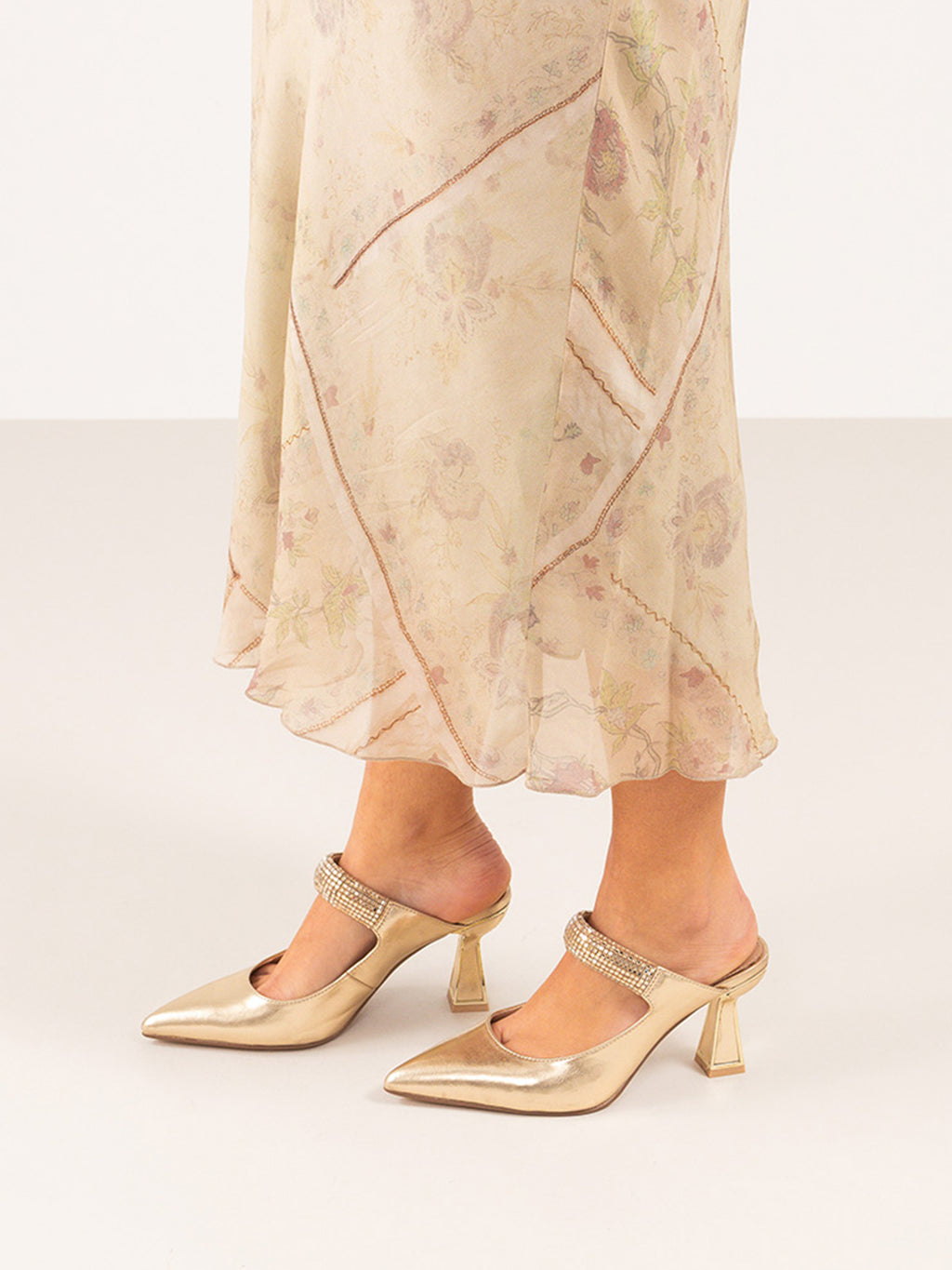 CORINA-130 METALLIC GOLD