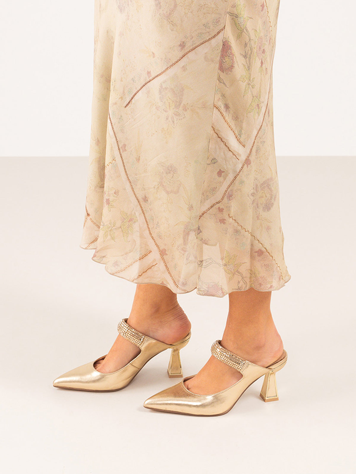 CORINA-130 METALLIC GOLD