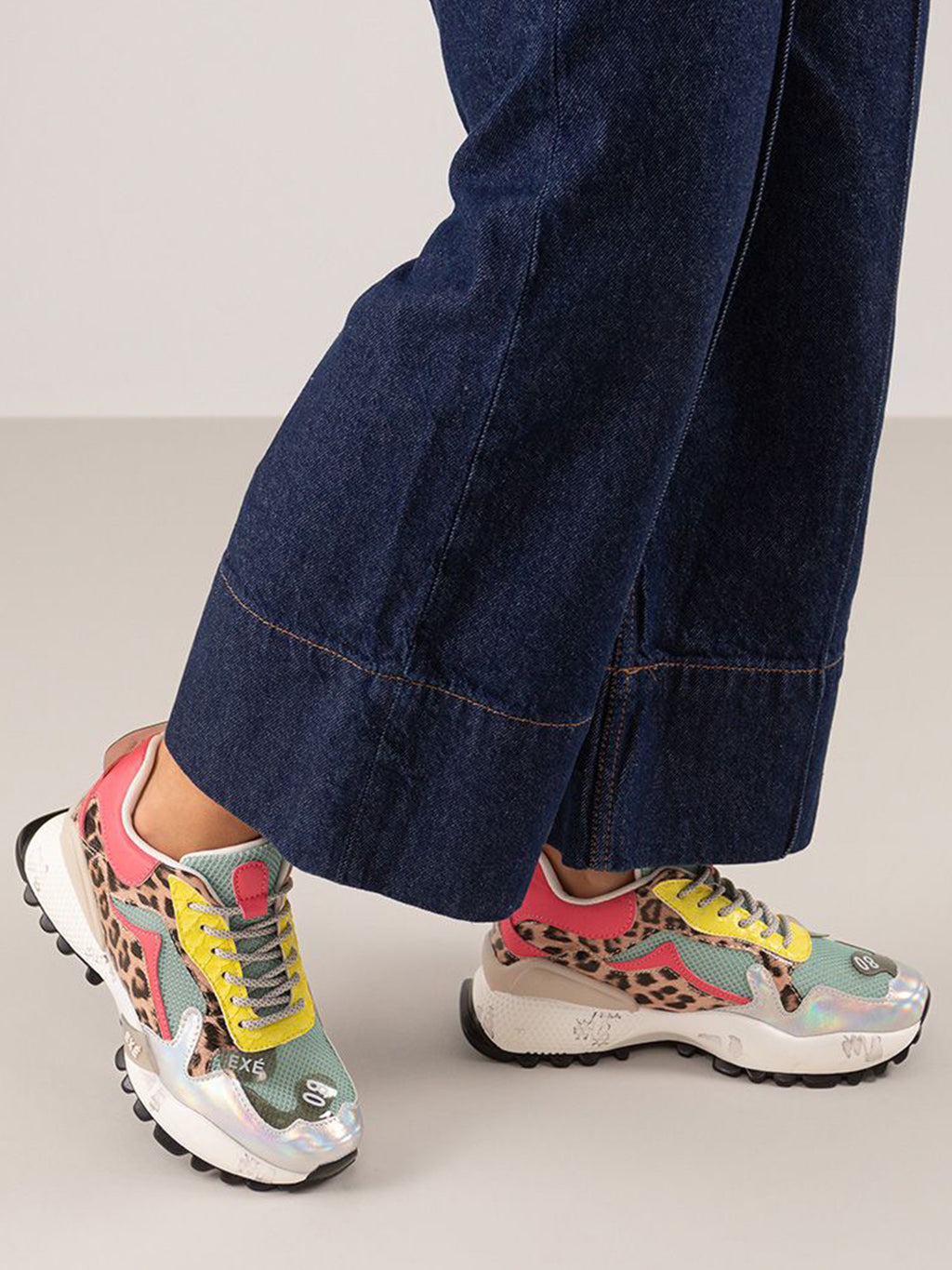 D190608-13 PU BLUE SILVER