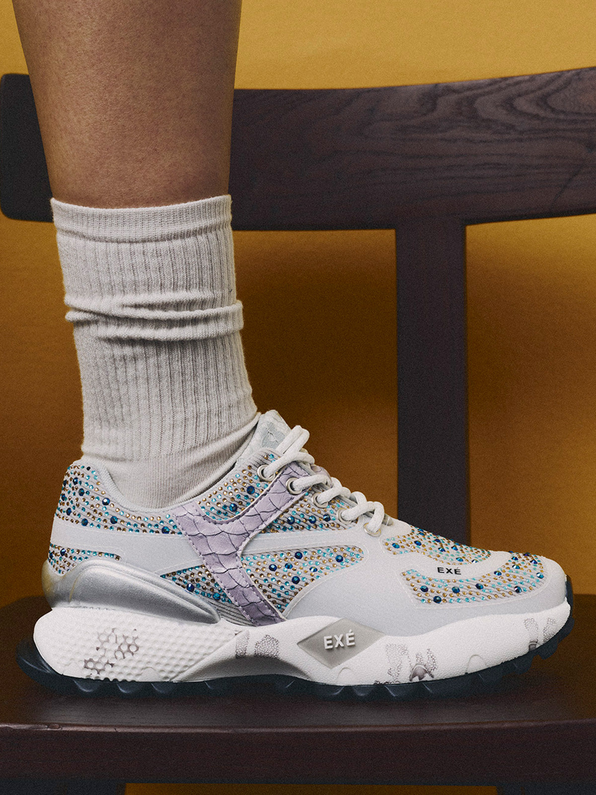 D190608-24 STRASS WHITE GREY