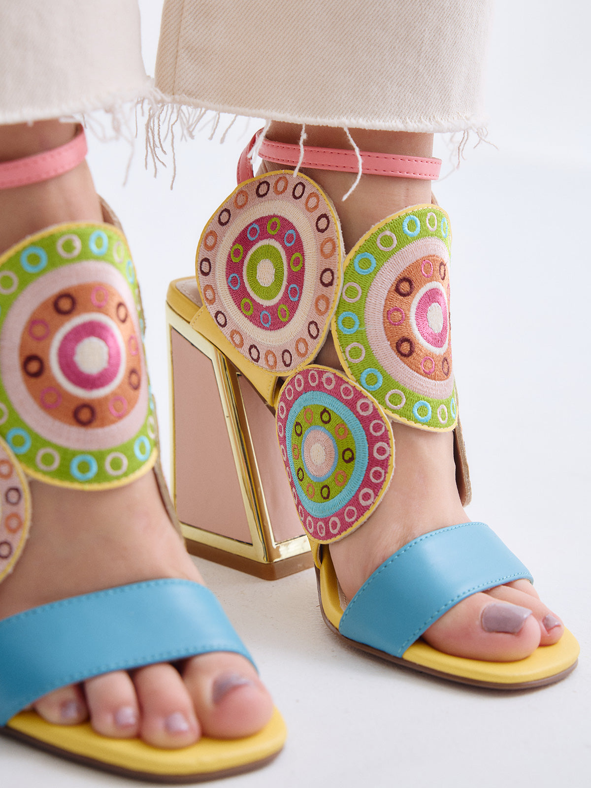 EXE SANDAL HEEL DOMINIC-580 YELLOW AND AQUA – Exé Shoes
