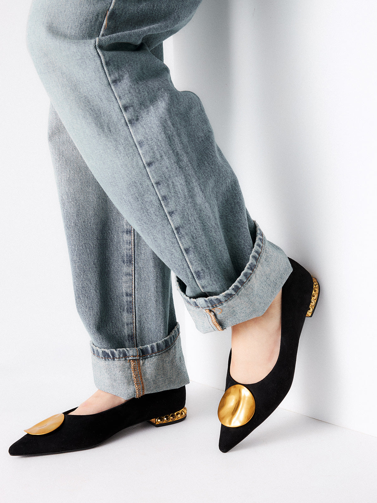 EMERY-215 FABRIC BLACK GOLD