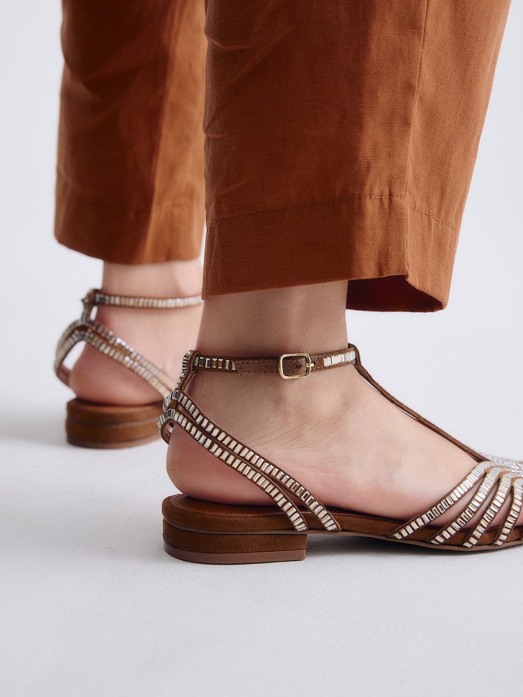 LOLA-317 STRASS CAMEL