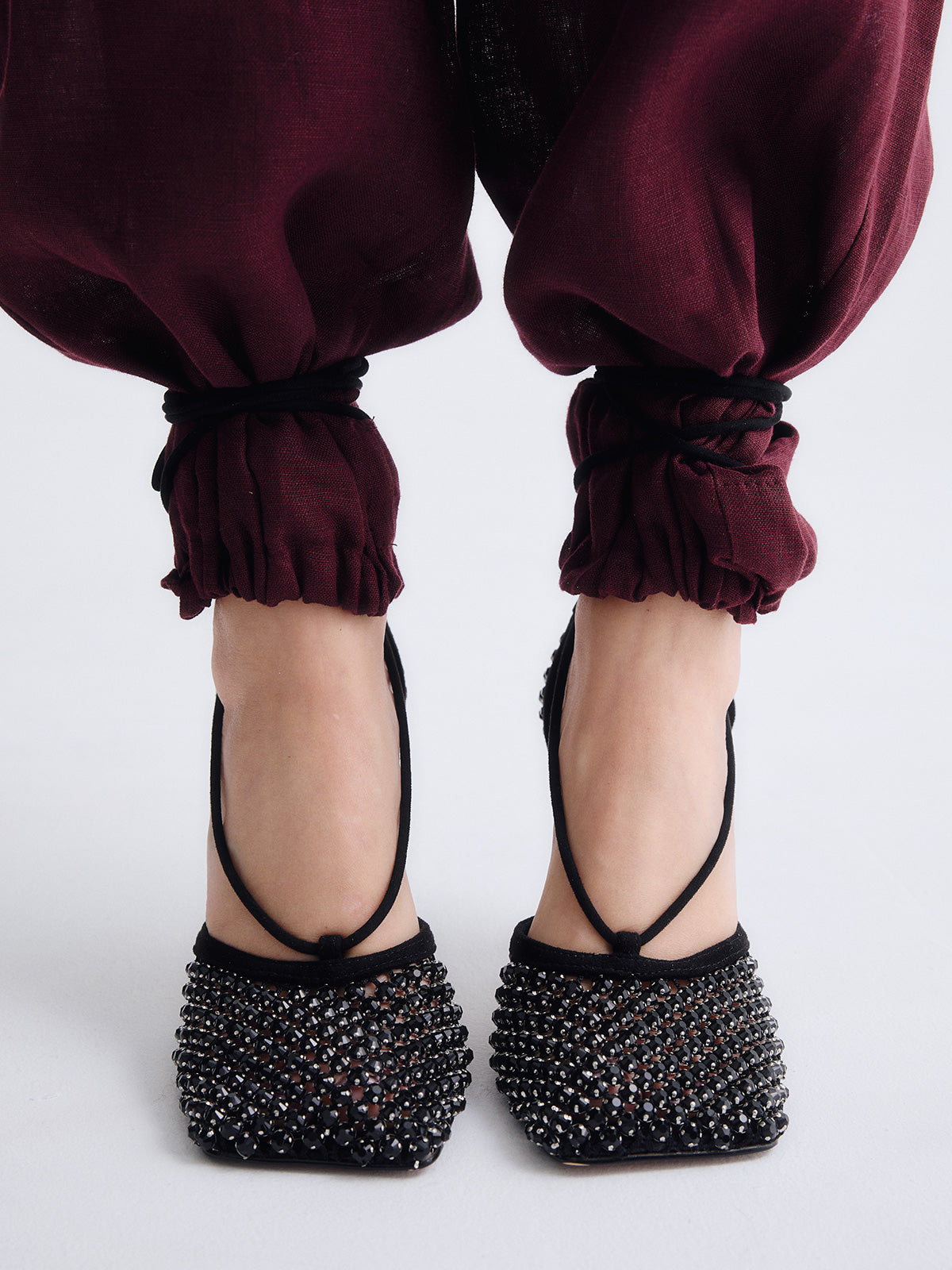 LORENA-305 STRASS BLACK