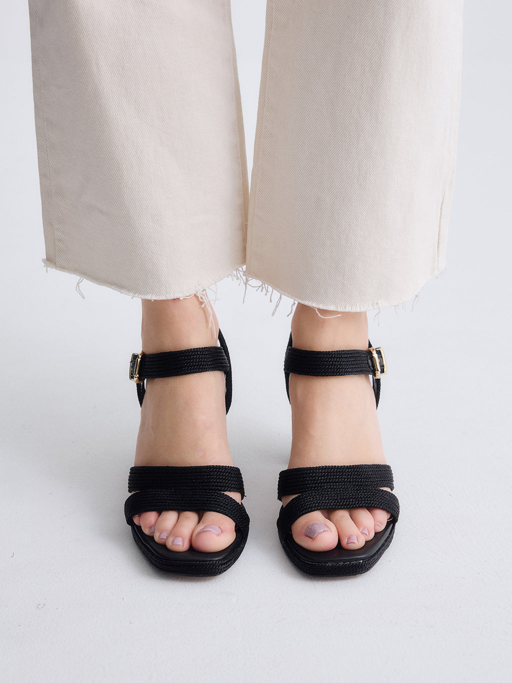 LUISA-777 EMBROIDERY BLACK