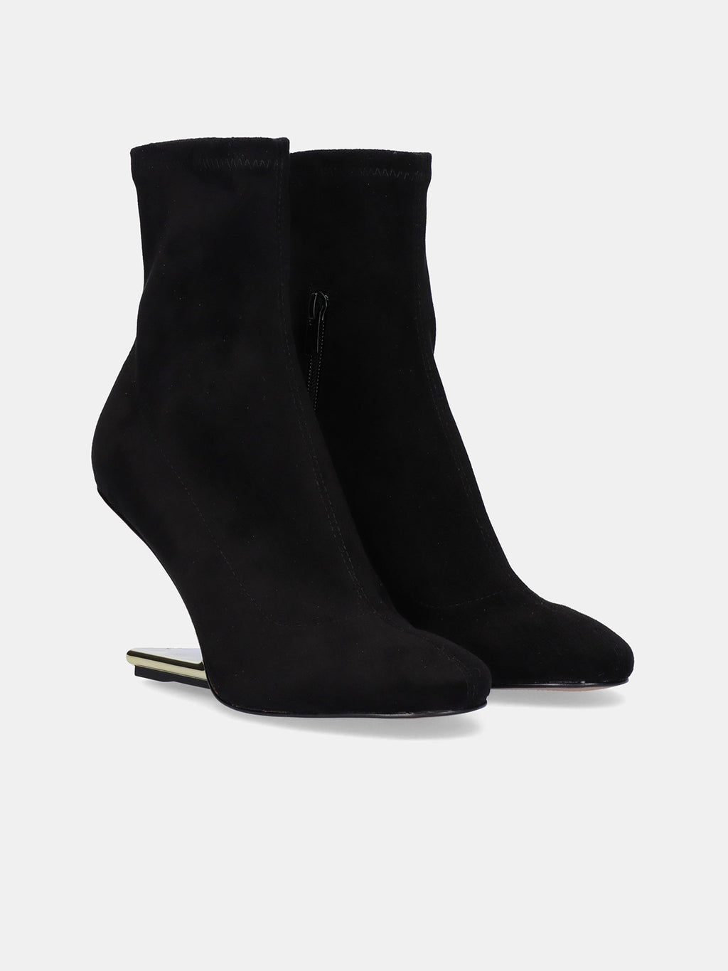 MAGGIE-600 MICROFIBER BLACK