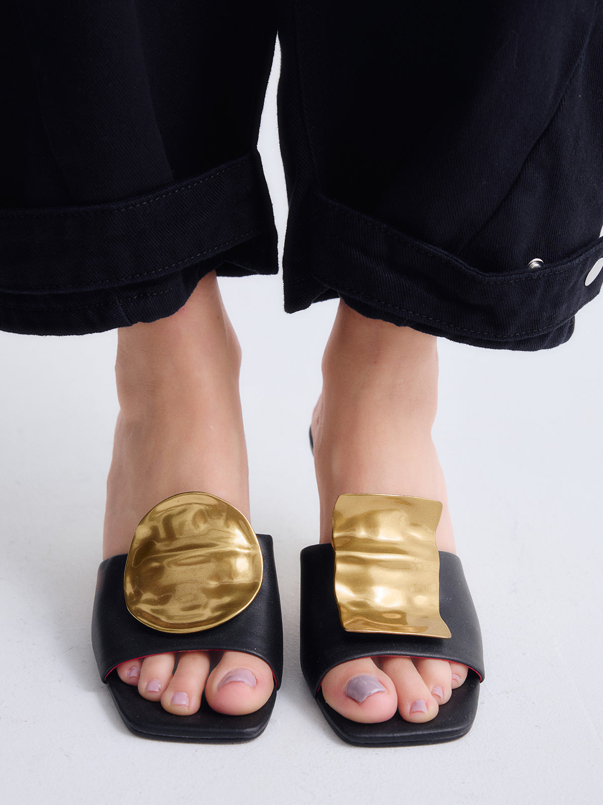 NINA-212 PU BLACK GOLD