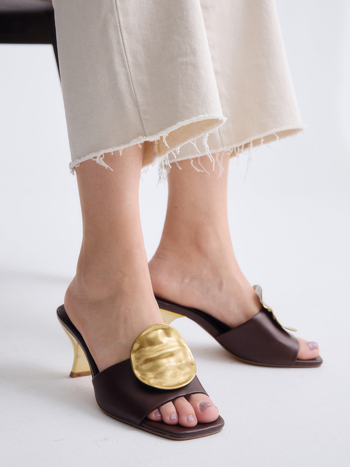 NINA-212 PU BROWN GOLD