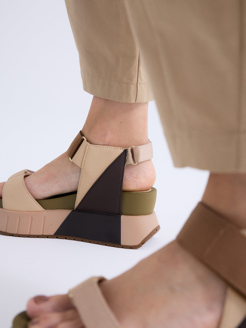 OLIVIA-921E PU BEIGE BRWN