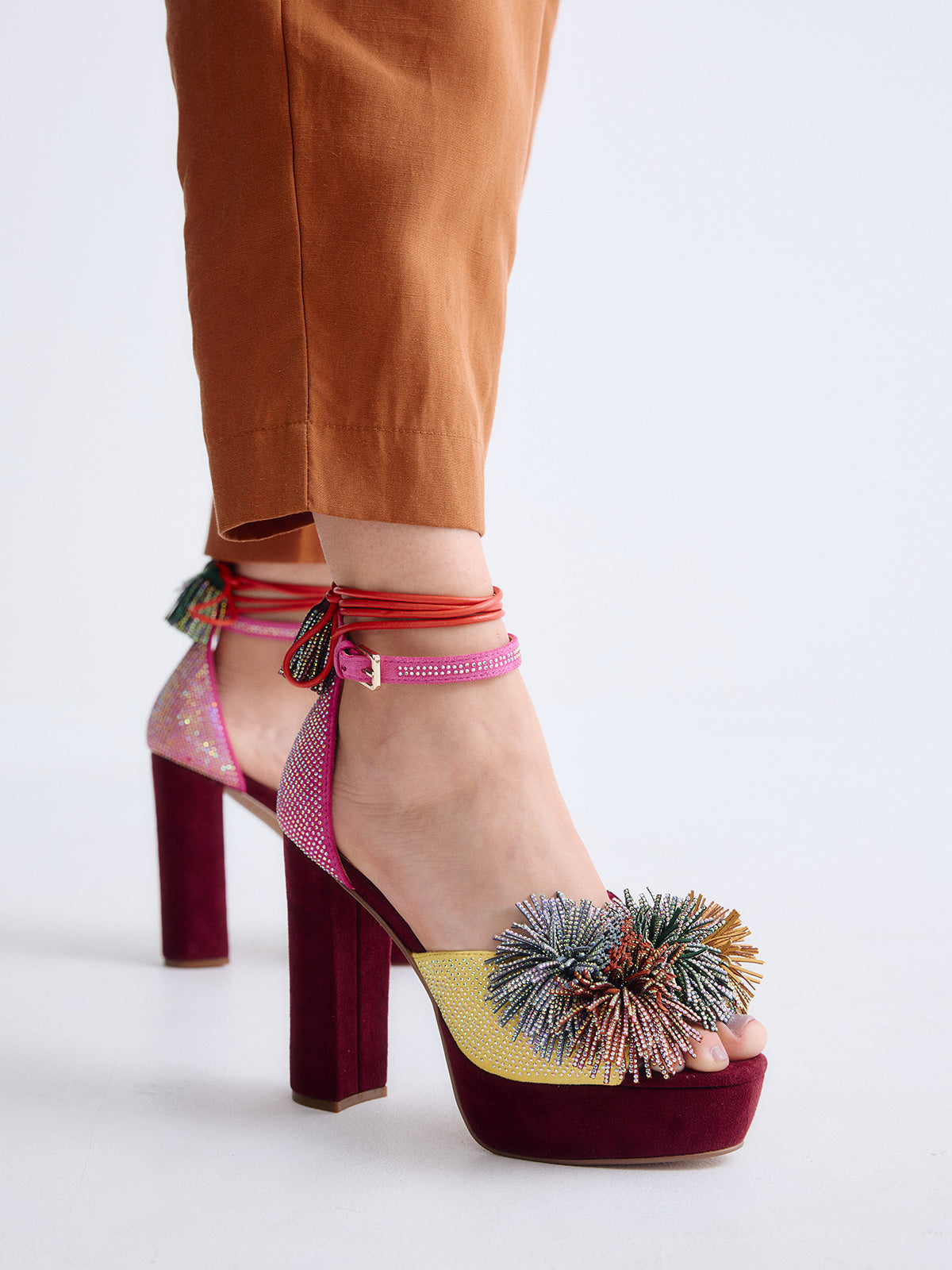 オフィーリア5 EXE SANDALIA TACÓN OPHELIA-925 FABRIC ROSA Y AMARILLO – Exé Shoes
