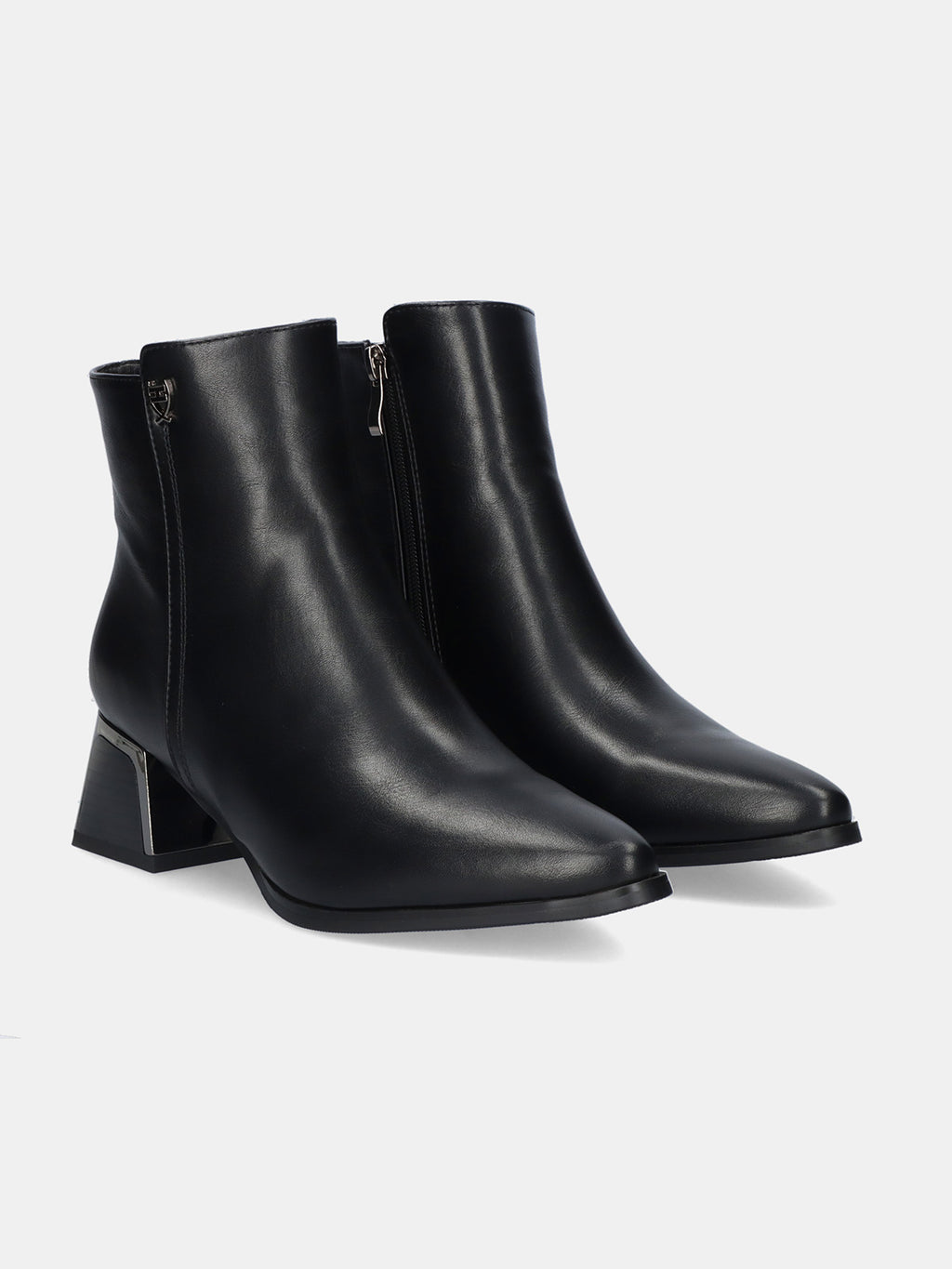 P1811-H2215 PU BLACK