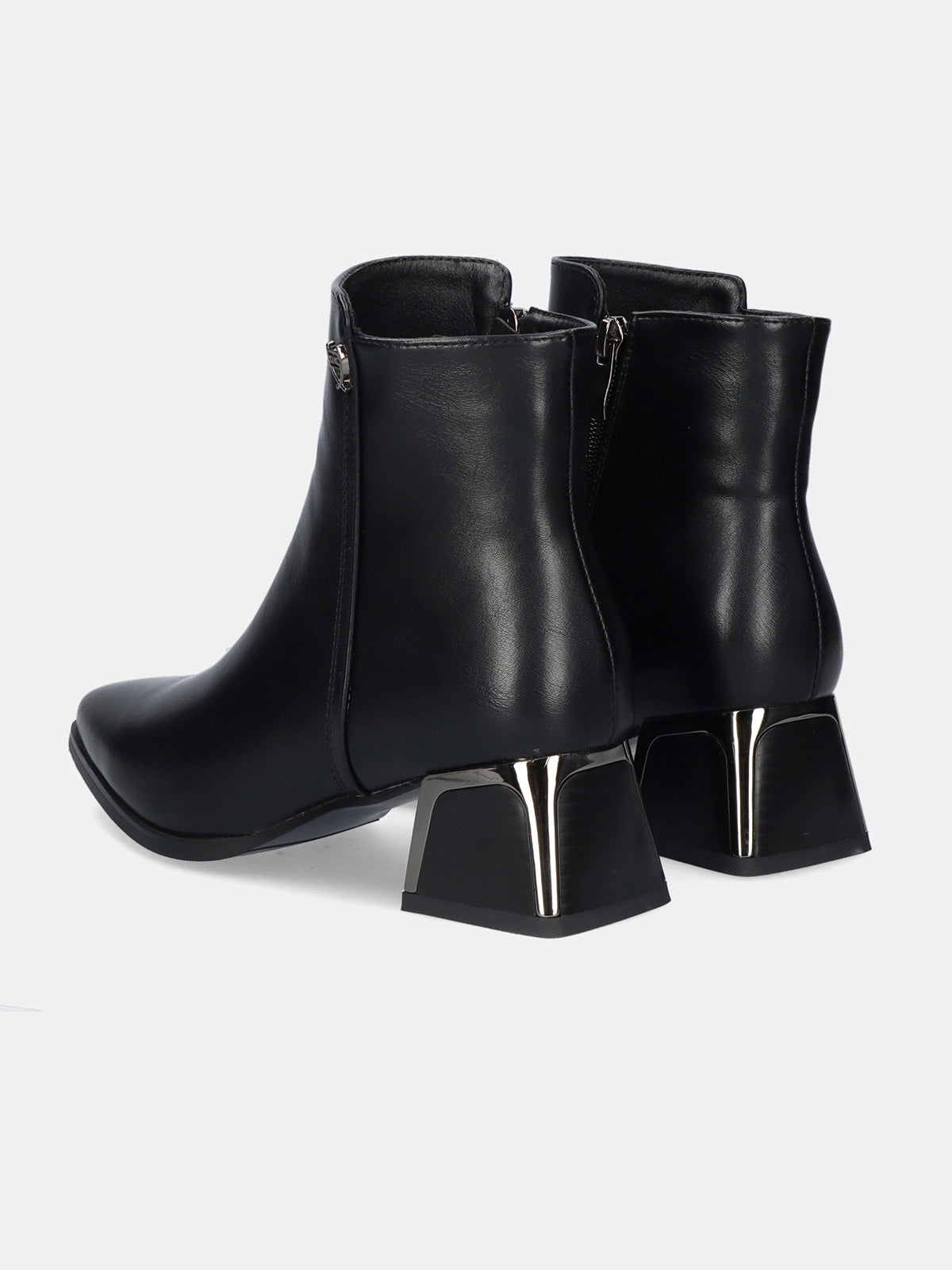 P1811-H2215 PU BLACK