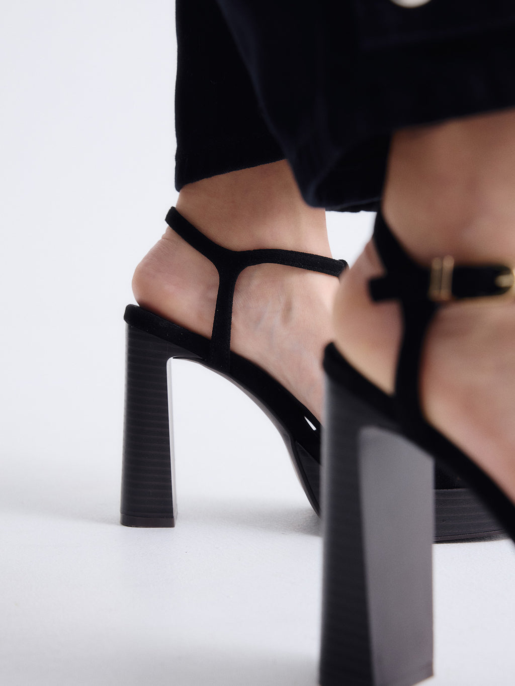 PATRICIA-221 FABRIC BLACK