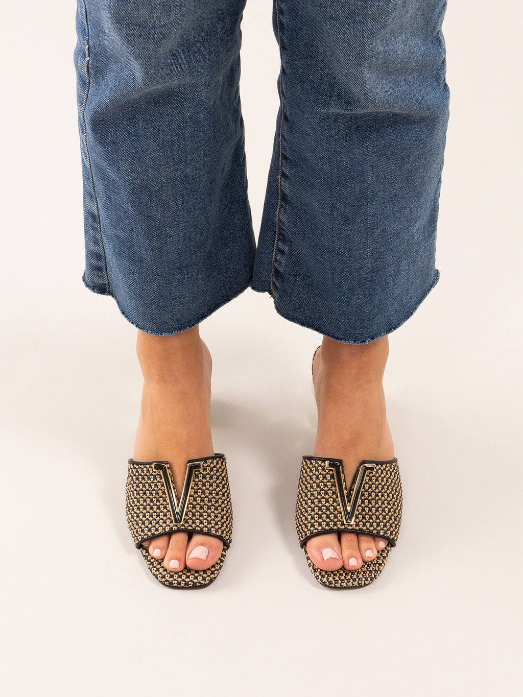 SCARLET-601 RAFFIA BLK-BEIGE