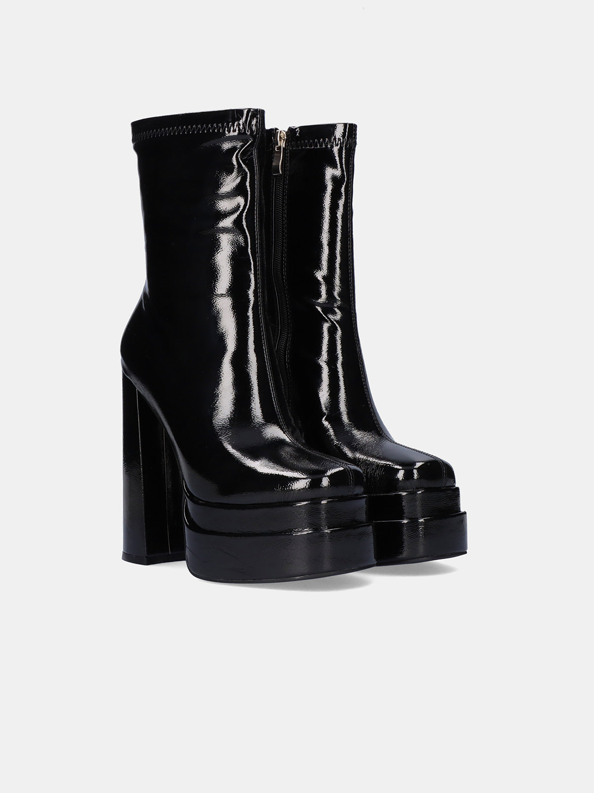 T3826-M2738 PATENT BLACK