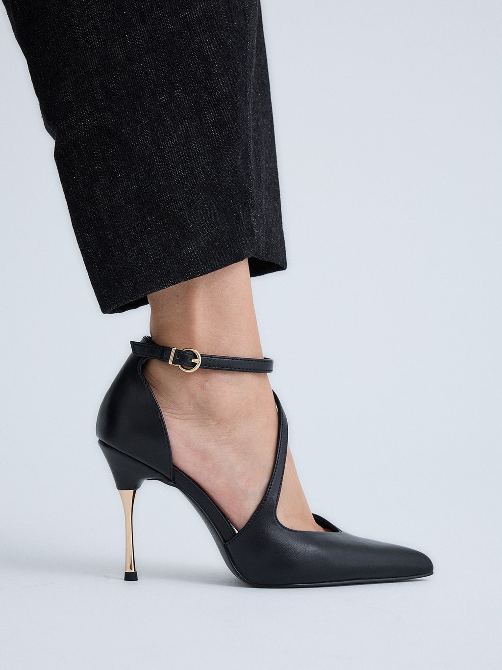 VANESA-110 PU BLACK