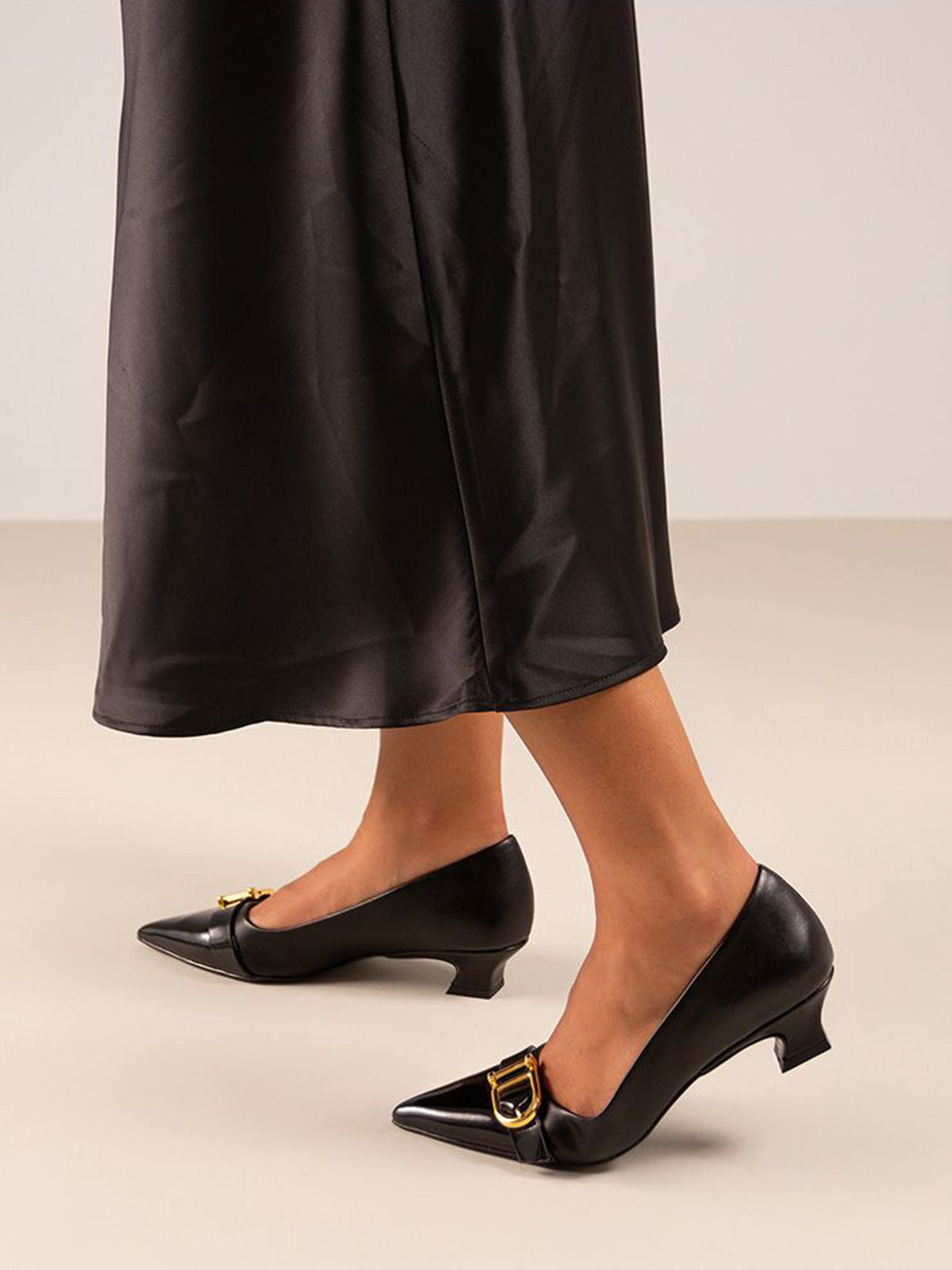 VICTORIA-935 PATENT BLACK