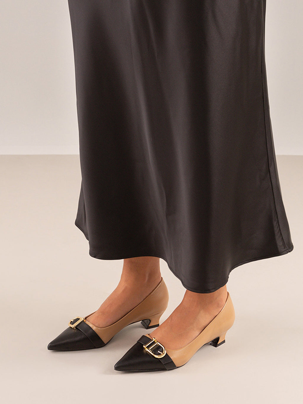 VICTORIA-935 PU BEIGE BLACK