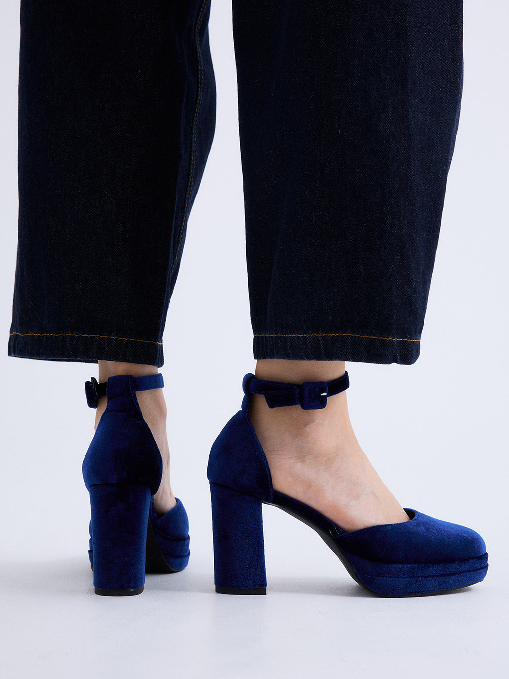 W2993-R5523 VELVET BLUE