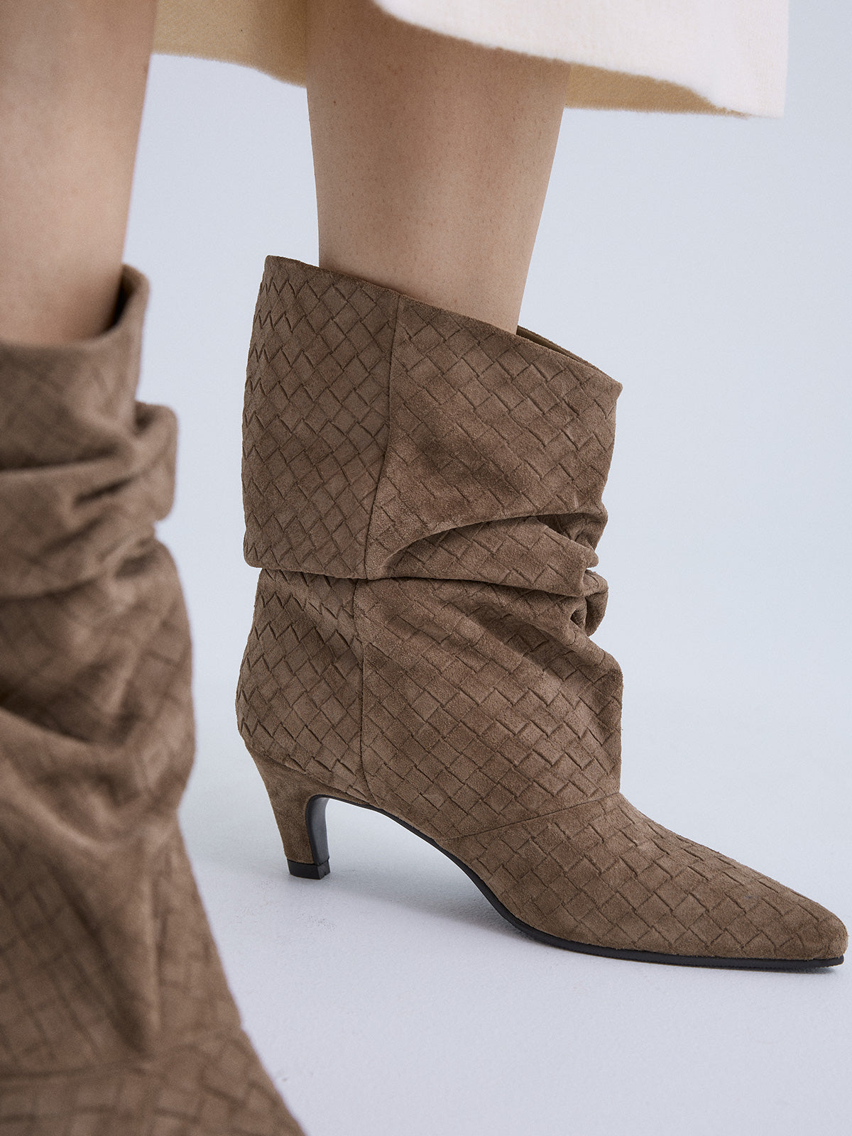 X20257-14R SUEDE KHAKI