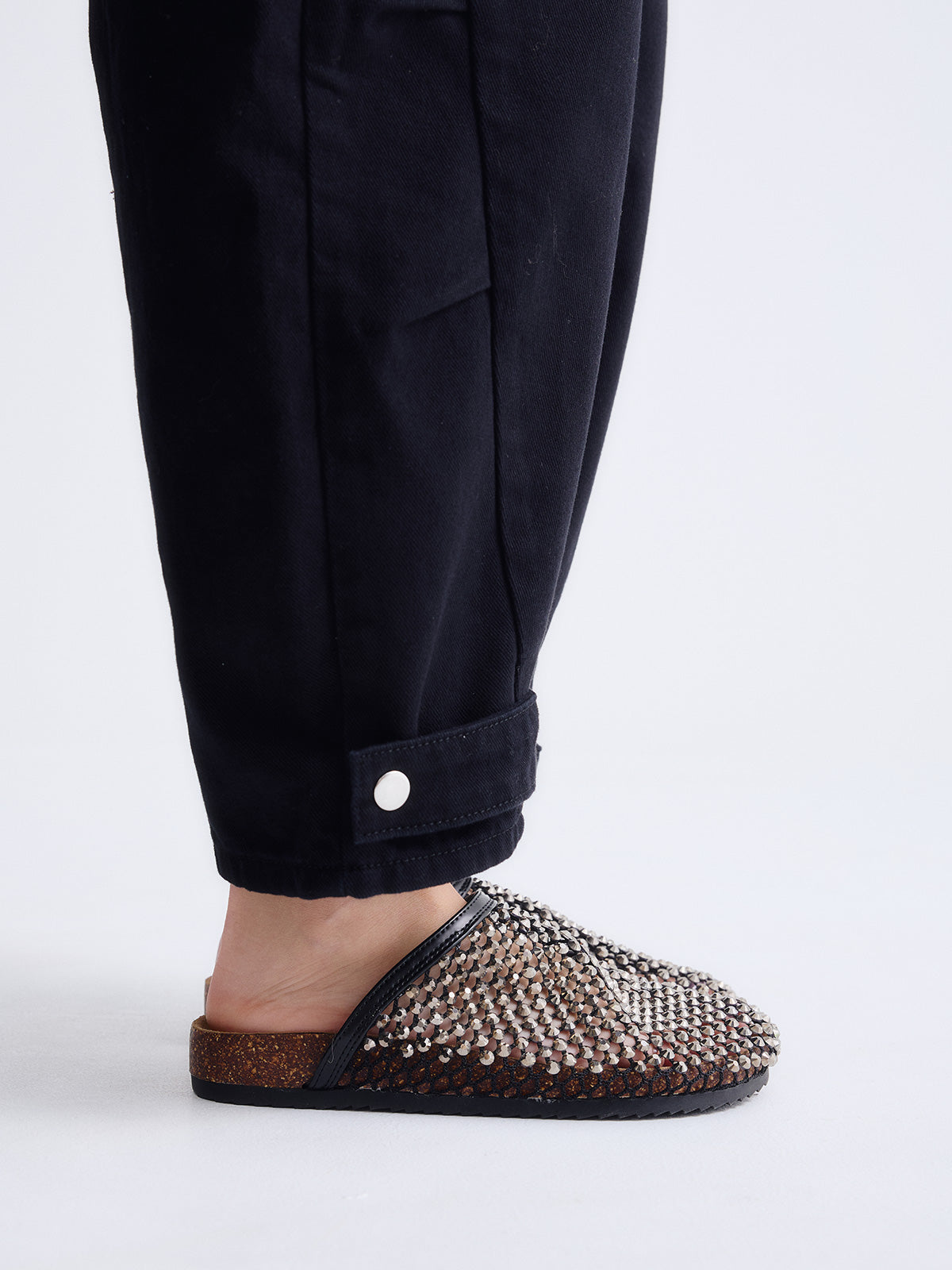 YB25C58-1 STRASS BLACK