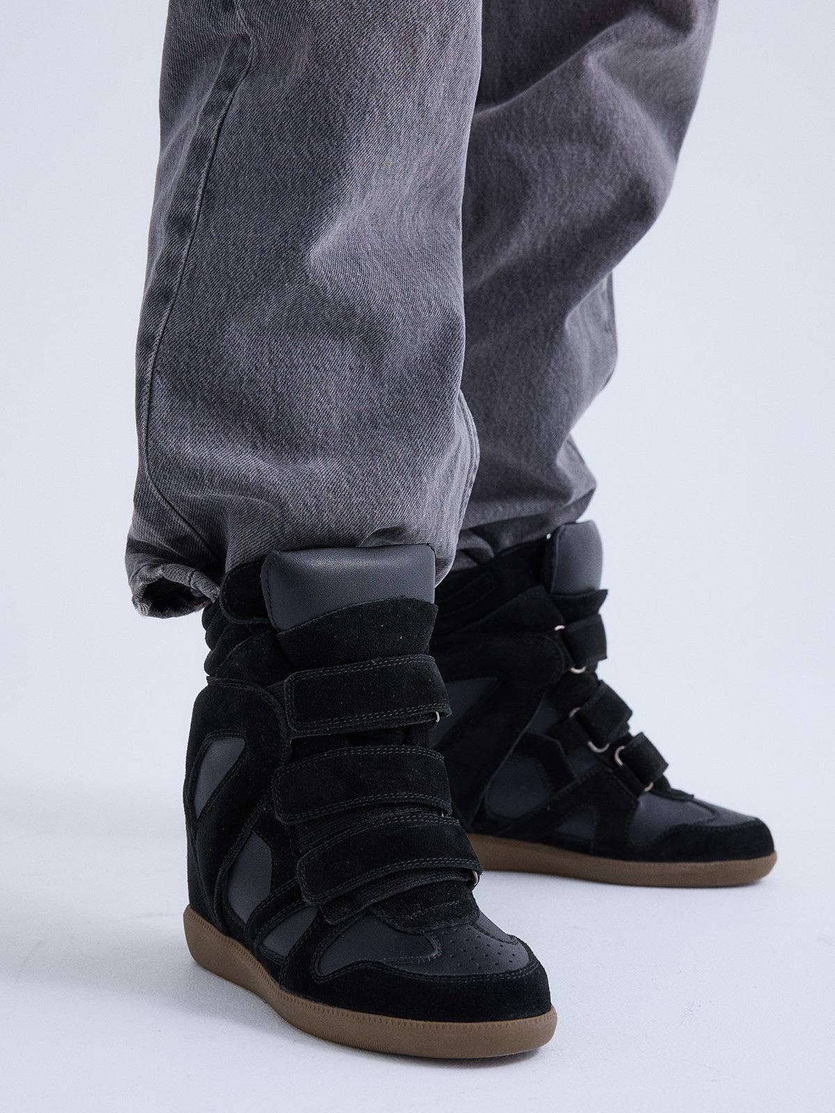 YG993-01RY SUEDE BLACK
