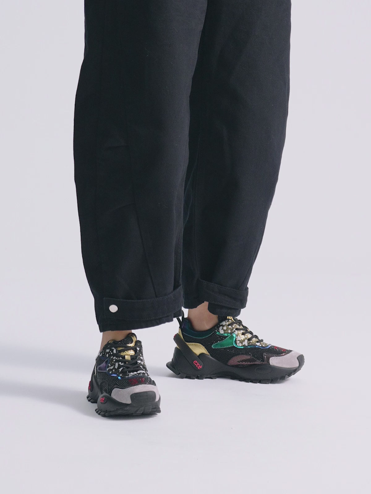 4032-1A LEATHER BLACK GOLD